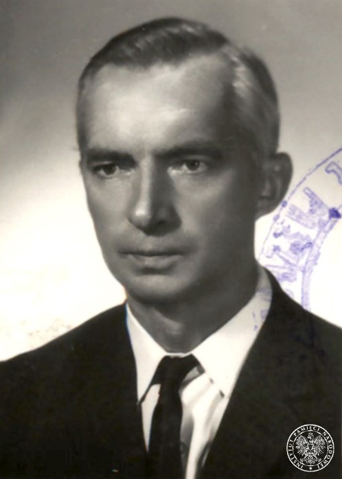 Henryk Kempisty na zdjęciu z akt paszportowych z 1974 r. (fot. z zasobu AIPN)