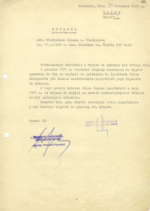 Notatka Naczelnika Wydziału Biura Paszportów MSW dotycząca Władysława Komara z 1976 roku